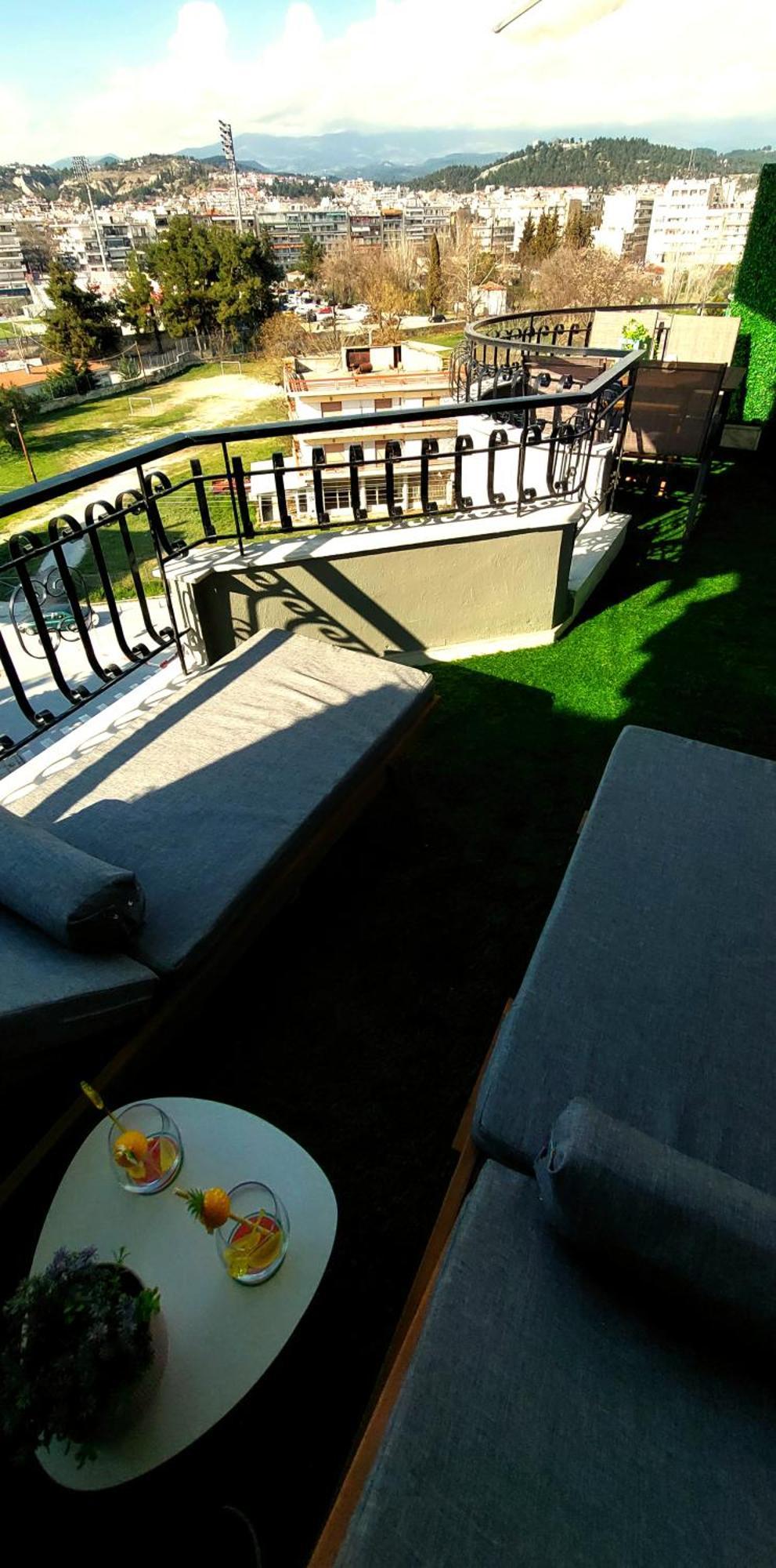 Sky View Suite Serres Exterior foto